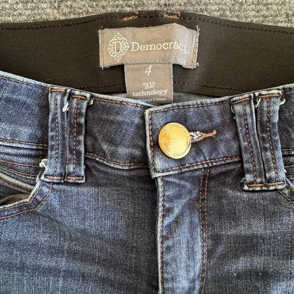 Democracy Ab Solution Skinny Jeans Dark Wash Raw Fray Hem Slit Size 4 Womens - Picture 3 of 9